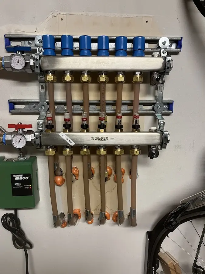 Plumber performing Leak Detection at a residential property in Fort Wright